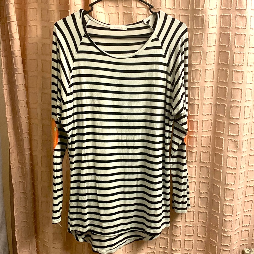Women's Black & White Striped Long Sleeve Shirt Size Large - Picture 2 of 4